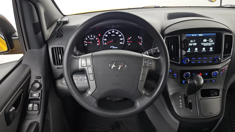 Hyundai Starex
