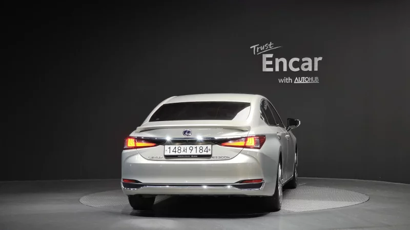 Lexus ES300h