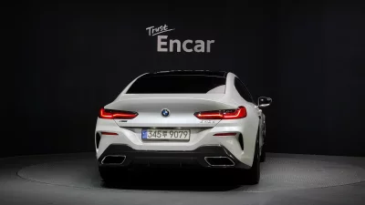 BMW 8-Series