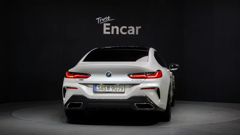 BMW 8-Series