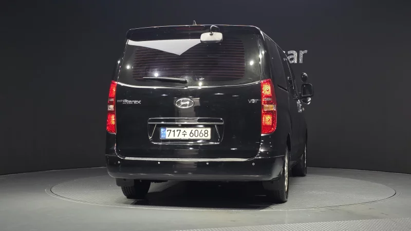 Hyundai Grand Starex