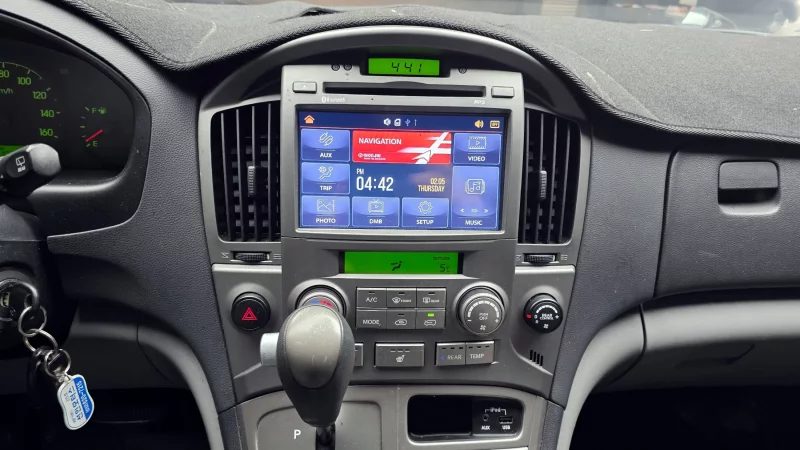 Hyundai Grand Starex