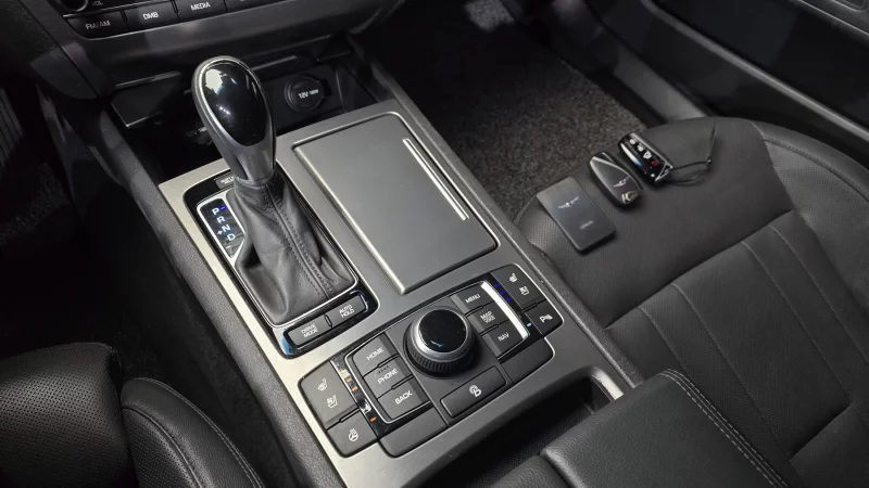 Hyundai Genesis