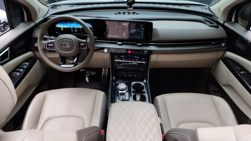 Kia Carnival