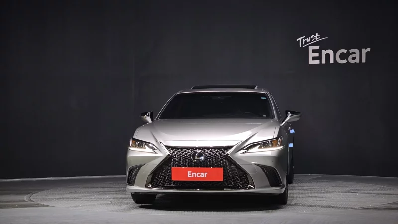 Lexus ES300h