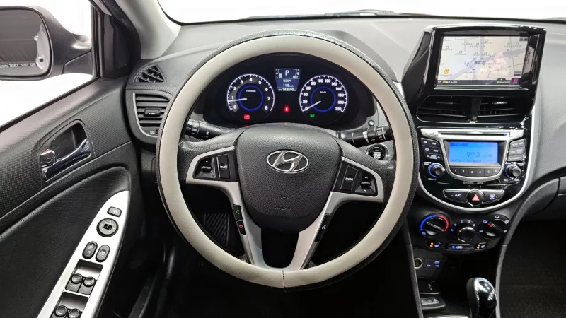 Hyundai Accent