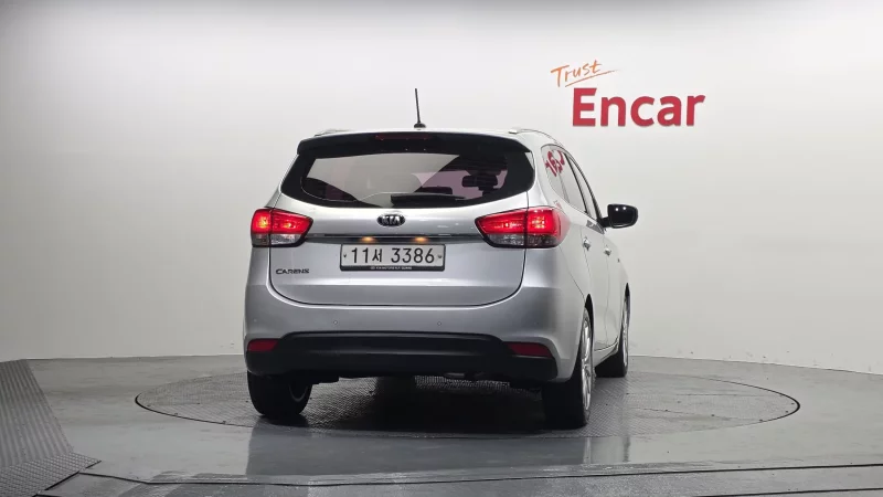 Kia Carens