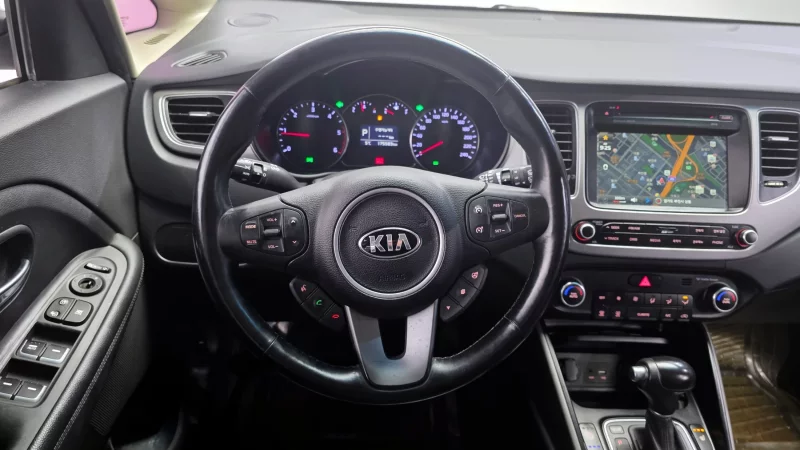 Kia Carens