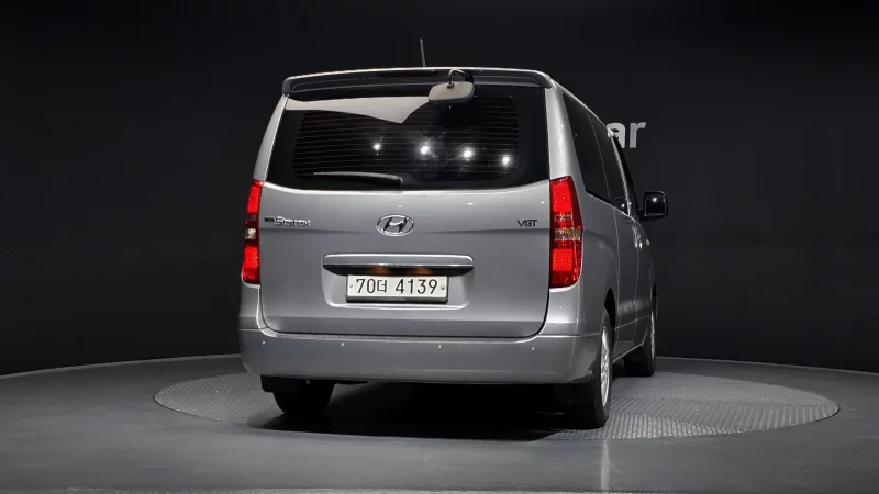 Hyundai Grand Starex
