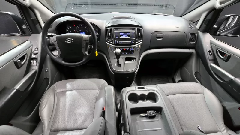Hyundai Grand Starex