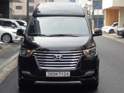 Hyundai Starex