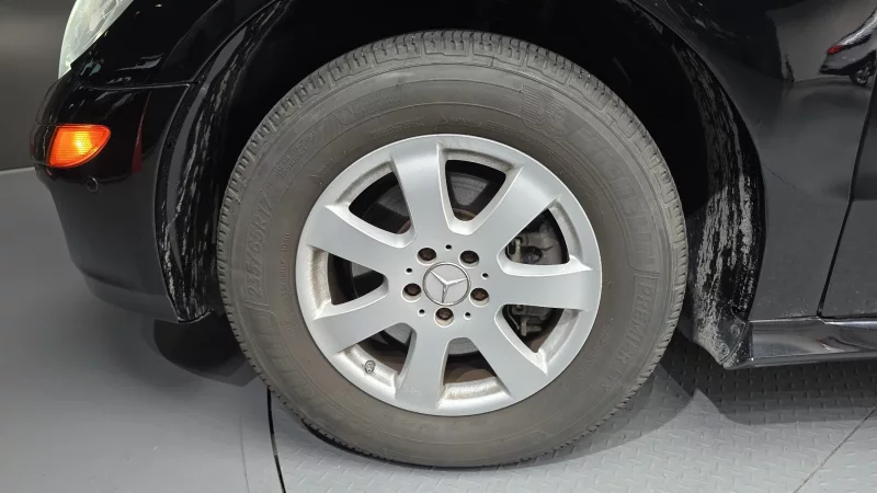 Mercedes-Benz R-Class