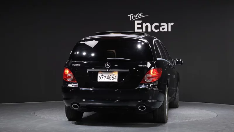 Mercedes-Benz R-Class