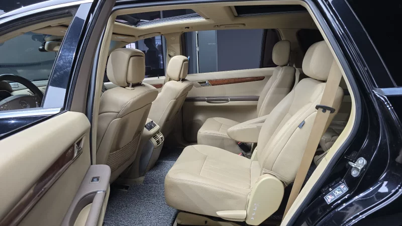 Mercedes-Benz R-Class