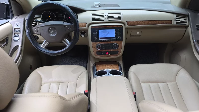 Mercedes-Benz R-Class