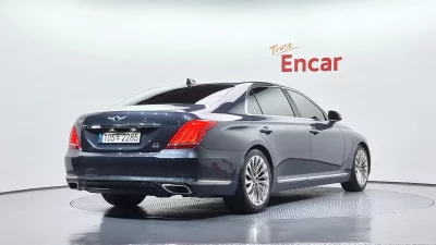 Genesis EQ900