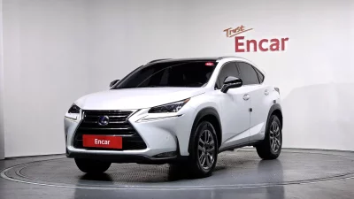 Lexus NX300h