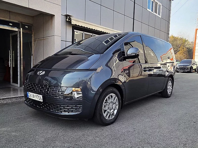 Hyundai Staria