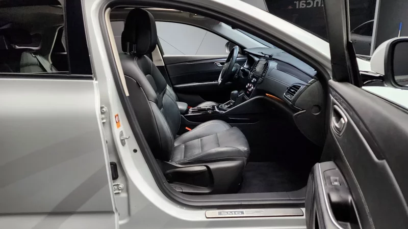 Renault Samsung SM6