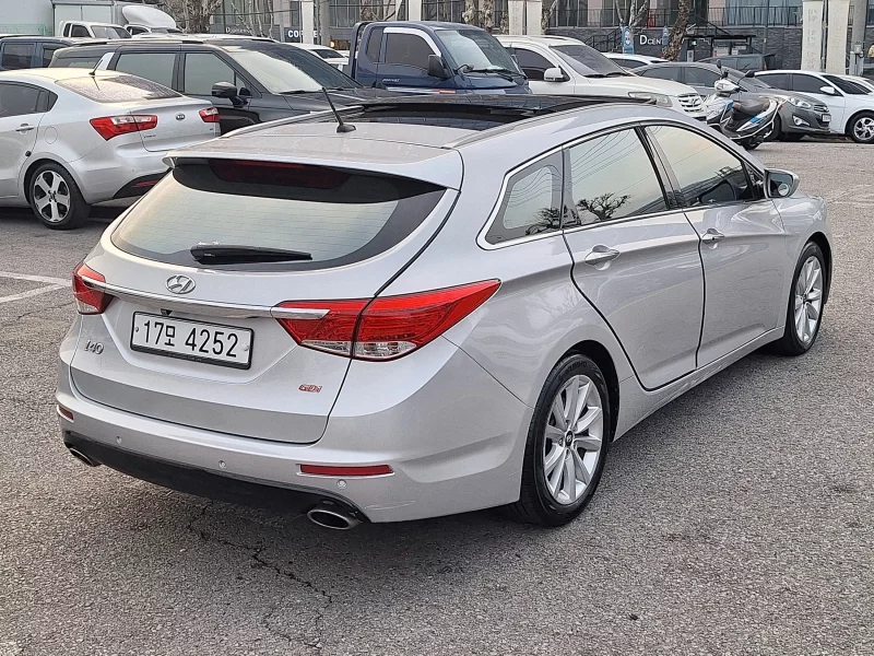 Hyundai I40
