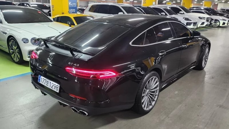 Mercedes-Benz AMG GT