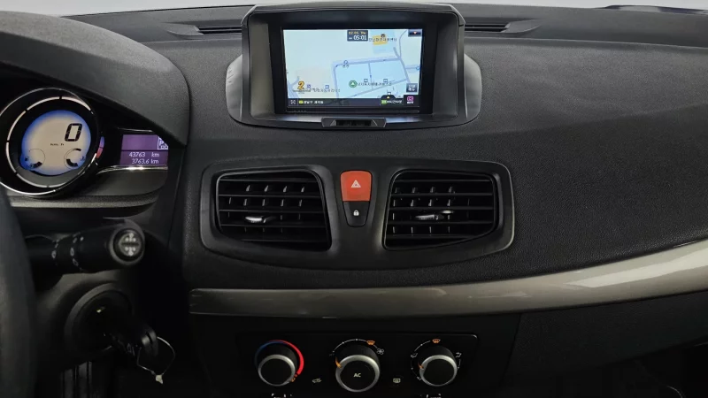 Renault SM3