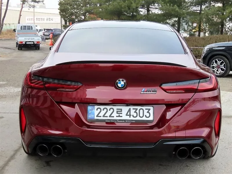 BMW M8