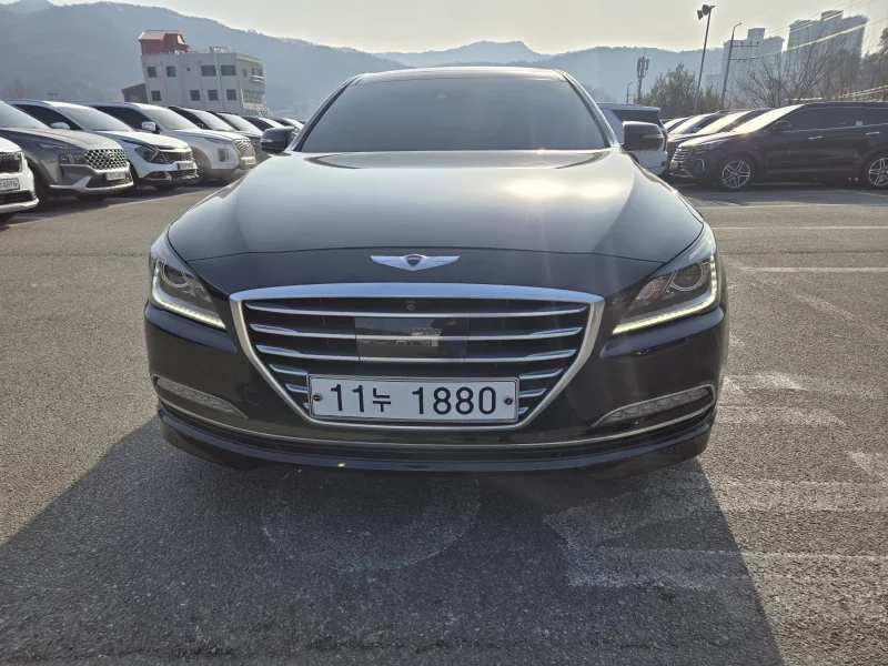 Hyundai Genesis