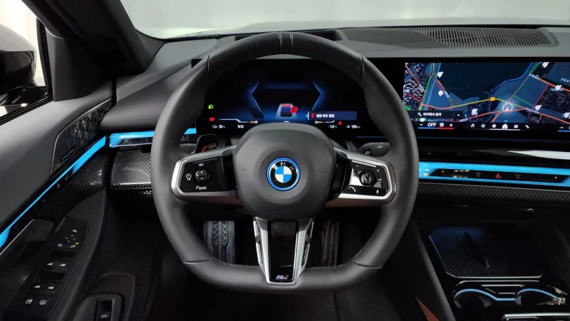 BMW i5