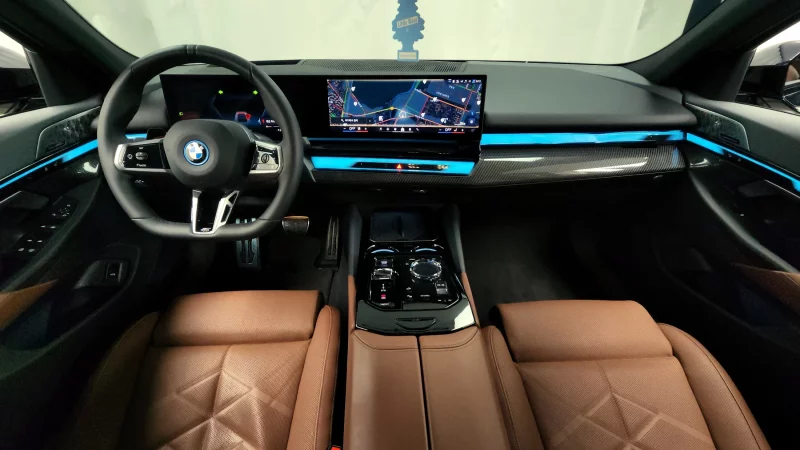 BMW i5