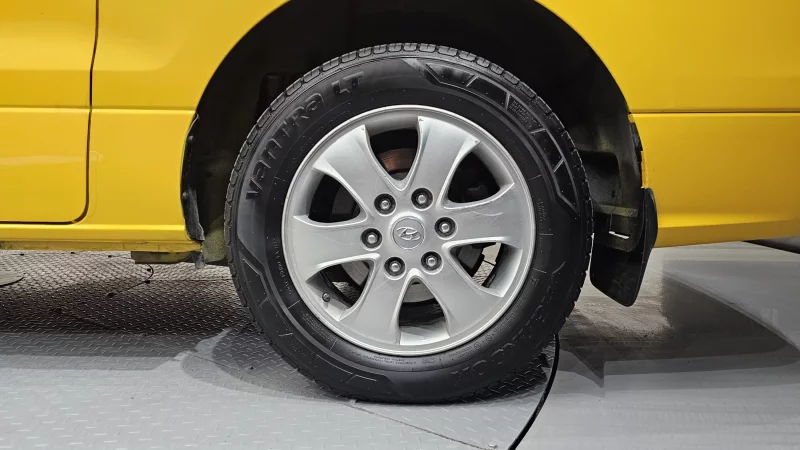 Hyundai Grand Starex