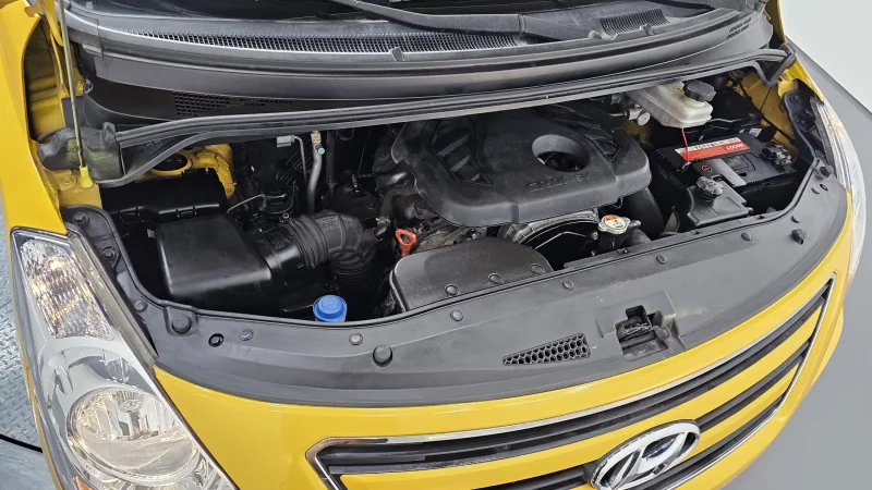 Hyundai Grand Starex