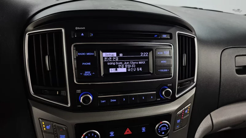 Hyundai Grand Starex