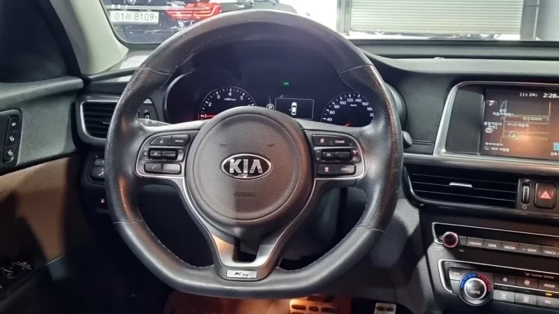 Kia K5
