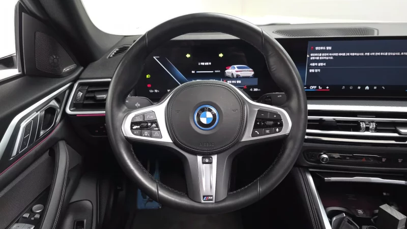 BMW i4