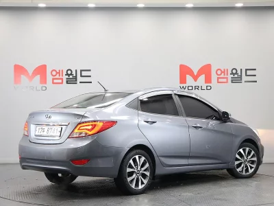 Hyundai Accent