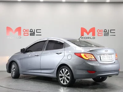 Hyundai Accent
