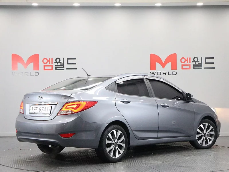 Hyundai Accent