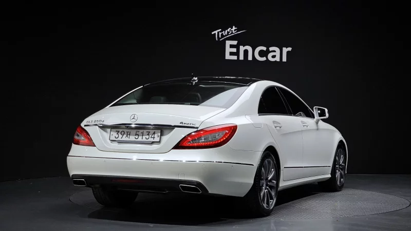 Mercedes-Benz CLS-Class