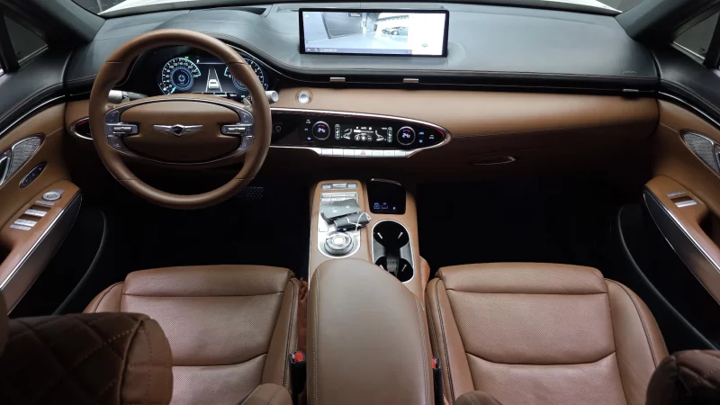 Genesis GV70