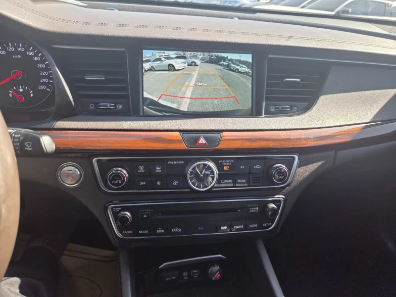 Kia K7