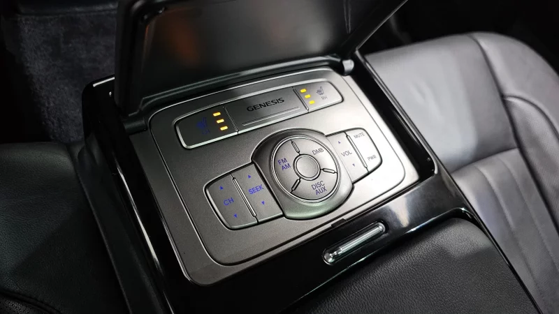 Hyundai Genesis