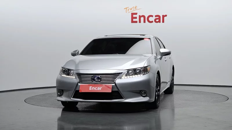 Lexus ES300h