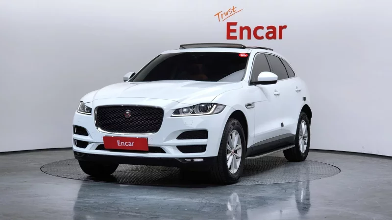 Jaguar F-PACE