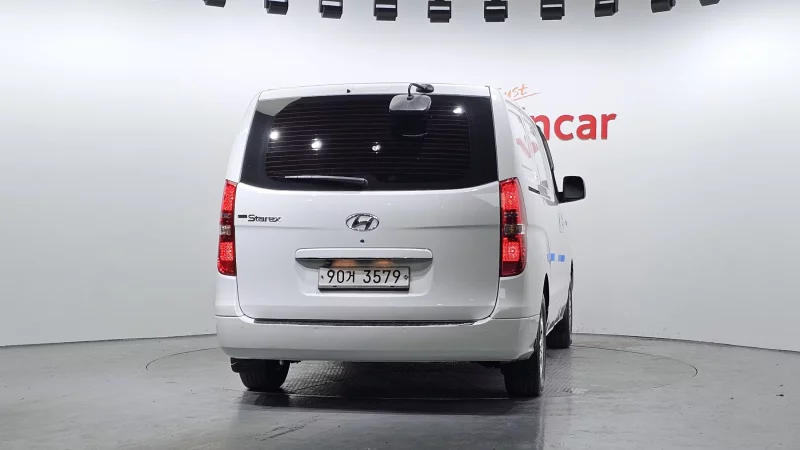 Hyundai Grand Starex