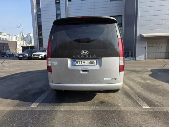Hyundai Staria