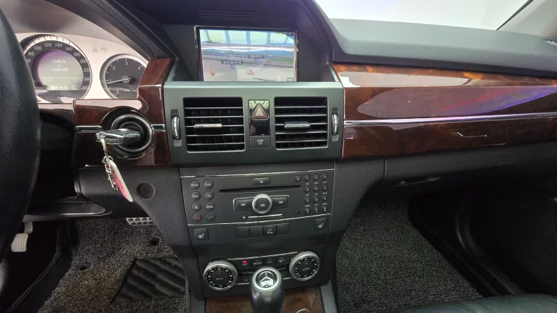 Mercedes-Benz GLK-Class