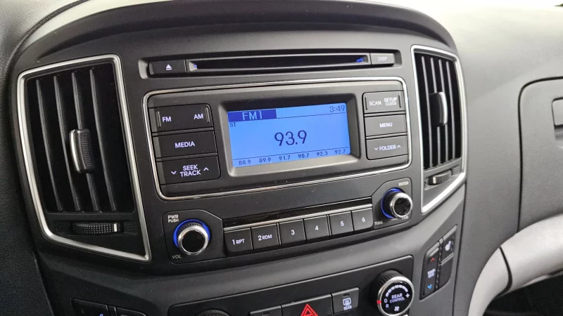 Hyundai Grand Starex