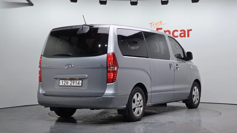 Hyundai Grand Starex