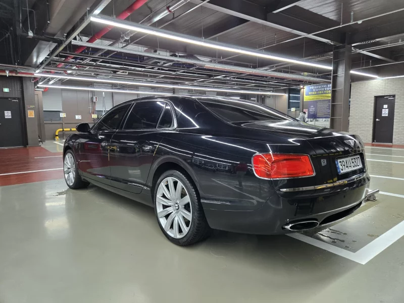 Bentley Flying Spur